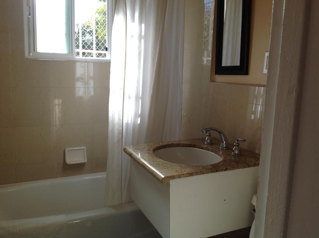 לוס אנג'לס Casa Luan Motel חדר תמונה